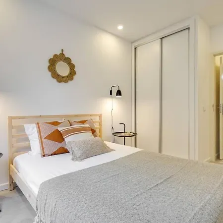 Cozy 2 Bedroom Near Campo Pequeno Apartment Lisbon